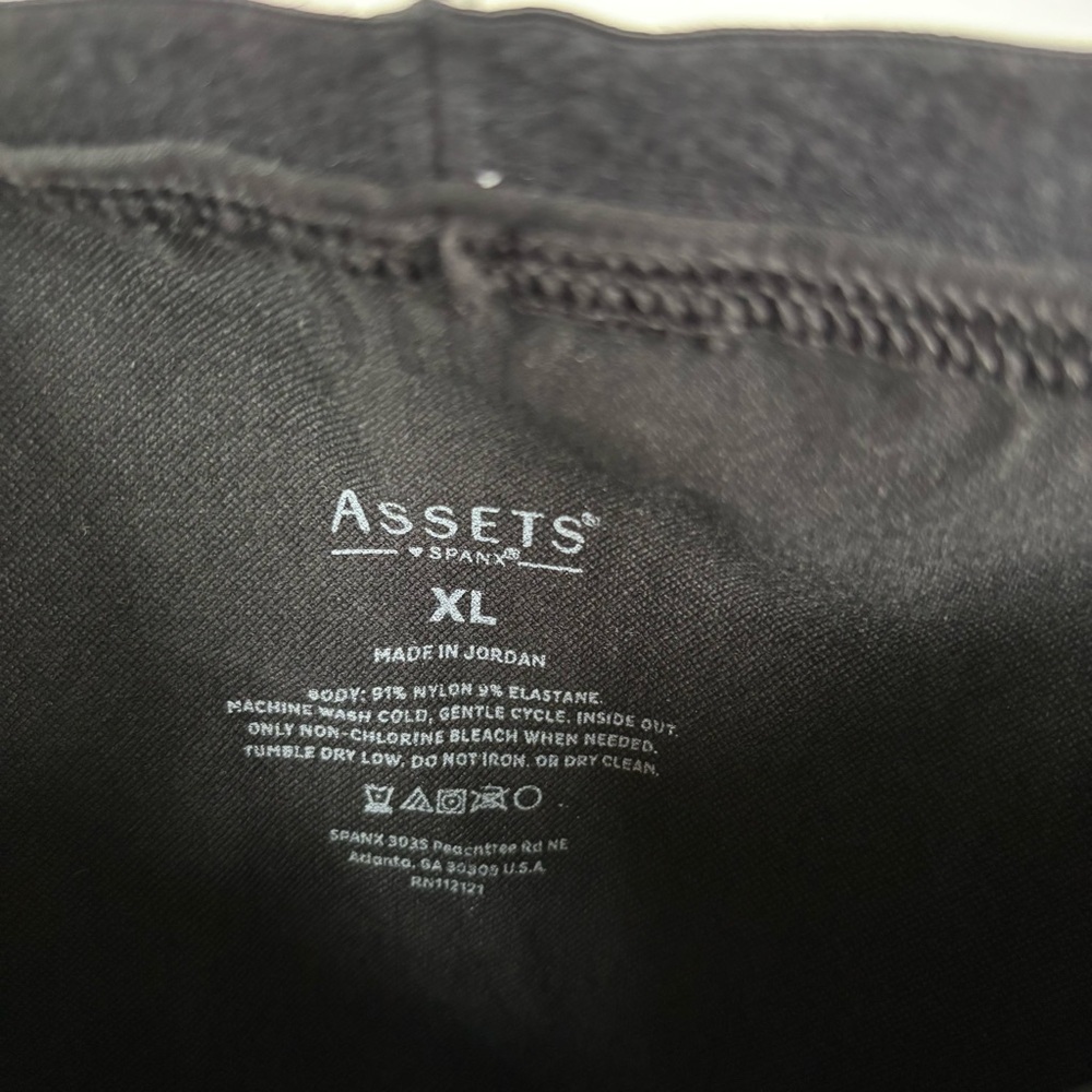 Assets by Spanx High Waisted Leggings Size XL - Picture 2 of 8